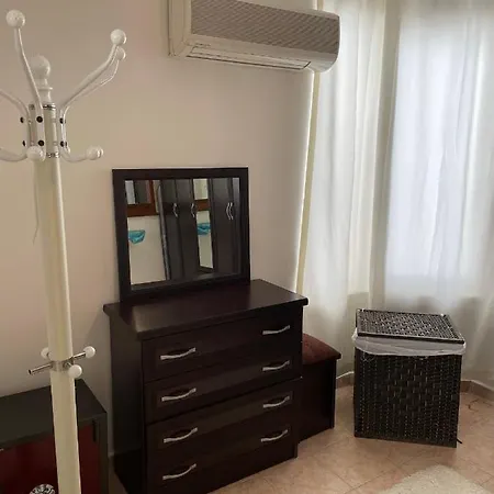 Comfortable Room In Amazing Terrace Flat * フェティエ