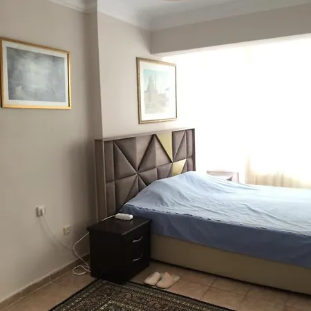 Comfortable Room In Amazing Terrace Flat * フェティエ