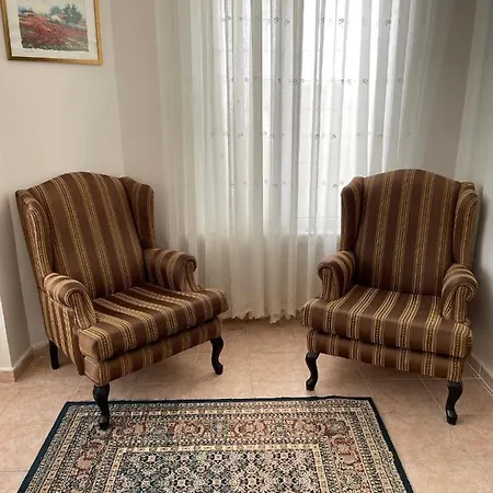 Nocleg ze śniadaniem Comfortable Room In Amazing Terrace Flat *